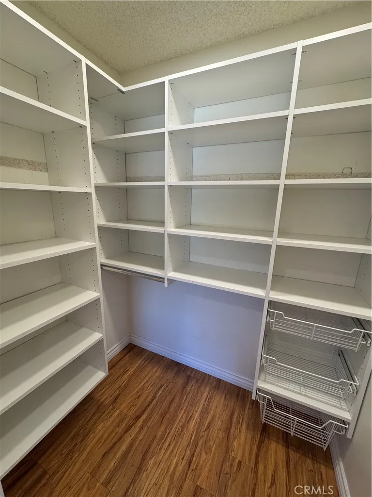 19216 Hamlin Street 8, Reseda, California 91335 home-pic-17