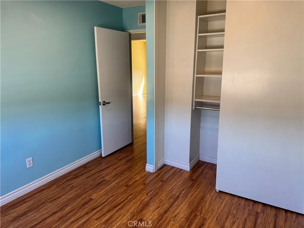 19216 Hamlin Street 8, Reseda, California 91335 home-pic-12
