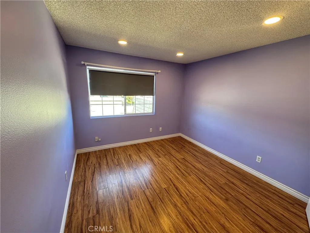 19216 Hamlin Street 8, Reseda, California 91335 home-pic-16