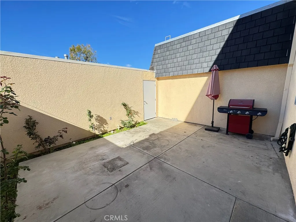 19216 Hamlin Street 8, Reseda, California 91335 home-pic-29