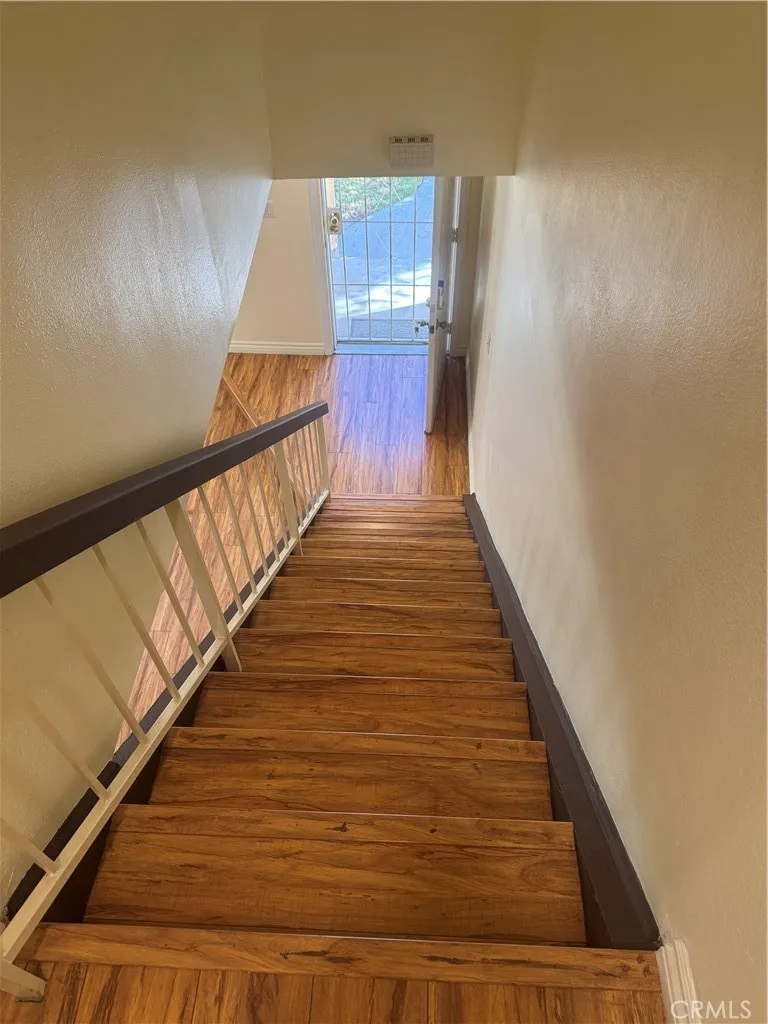 19216 Hamlin Street 8, Reseda, California 91335 home-pic-27
