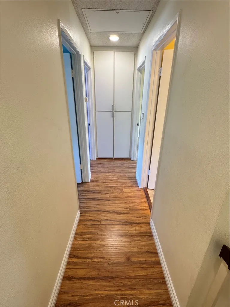19216 Hamlin Street 8, Reseda, California 91335 home-pic-24