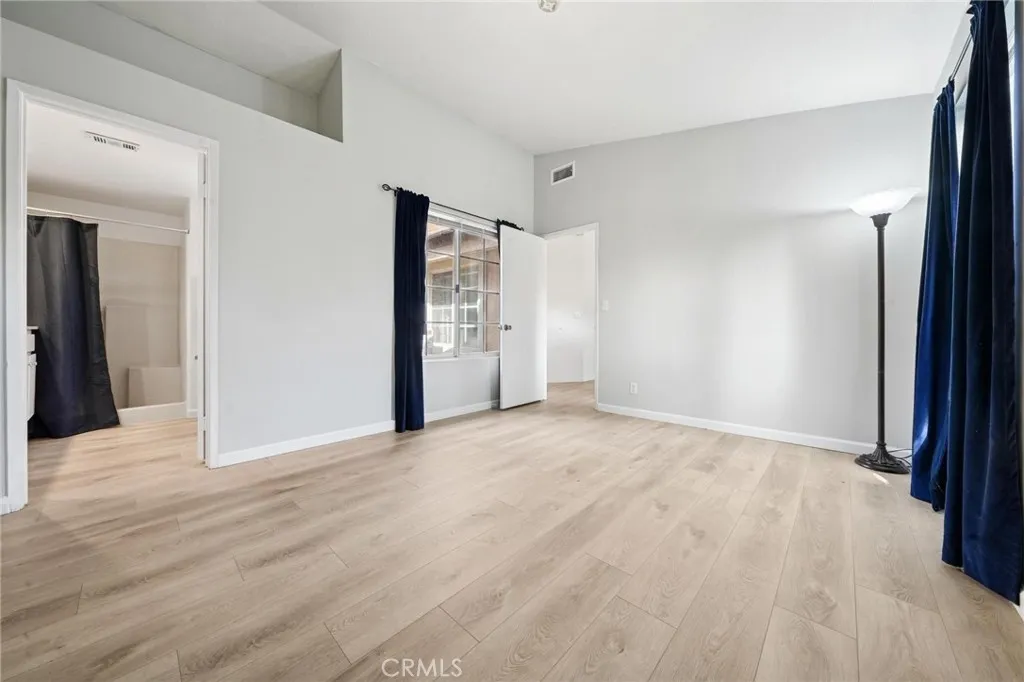 28423 Seco Canyon Road 169, Saugus, California 91390 home-pic-14