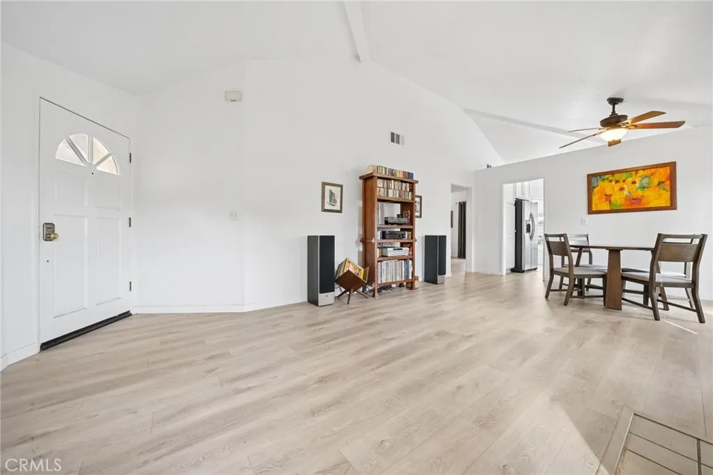28423 Seco Canyon Road 169, Saugus, California 91390 home-pic-4