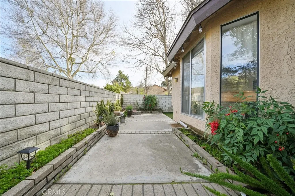 28423 Seco Canyon Road 169, Saugus, California 91390 home-pic-20