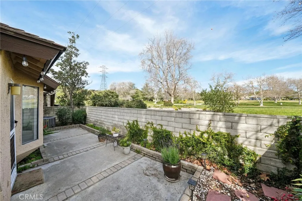 28423 Seco Canyon Road 169, Saugus, California 91390 home-pic-21