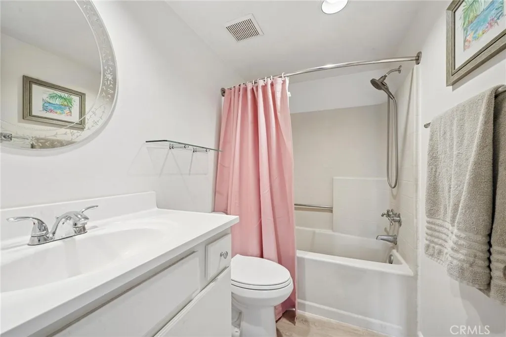 28423 Seco Canyon Road 169, Saugus, California 91390 home-pic-18