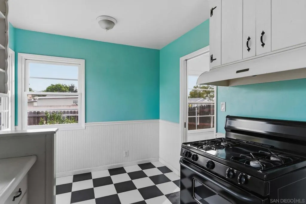 4820 Zion Ave, San Diego, California 92120 home-pic-10