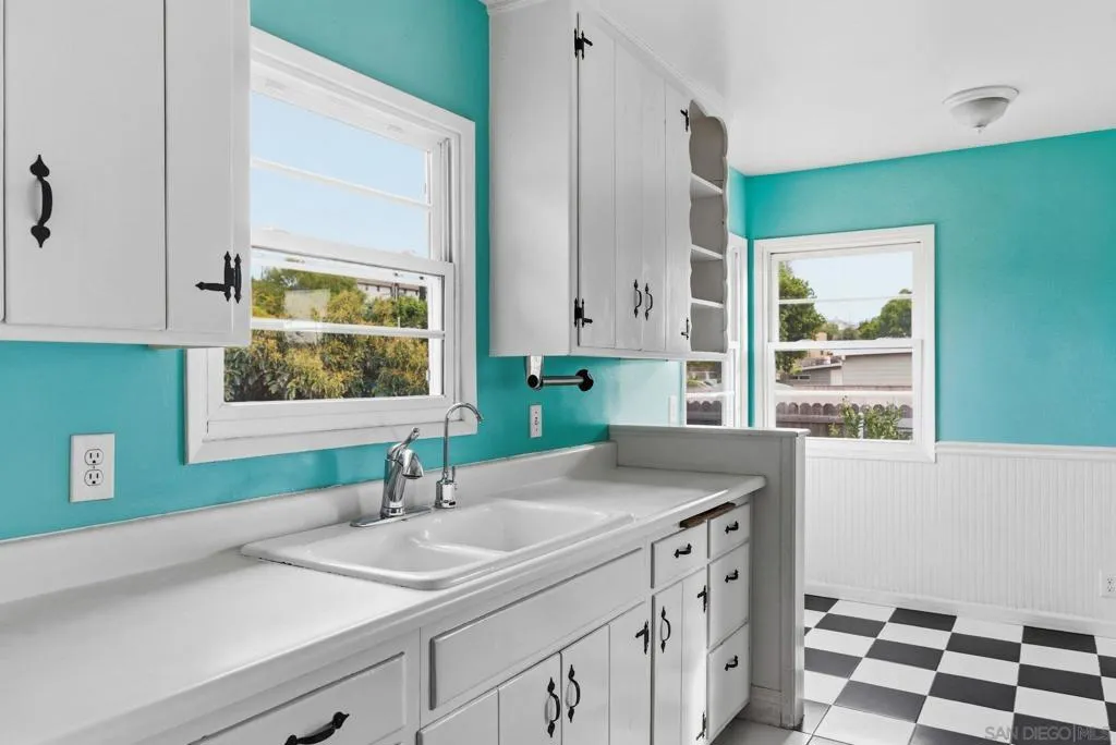 4820 Zion Ave, San Diego, California 92120 home-pic-2
