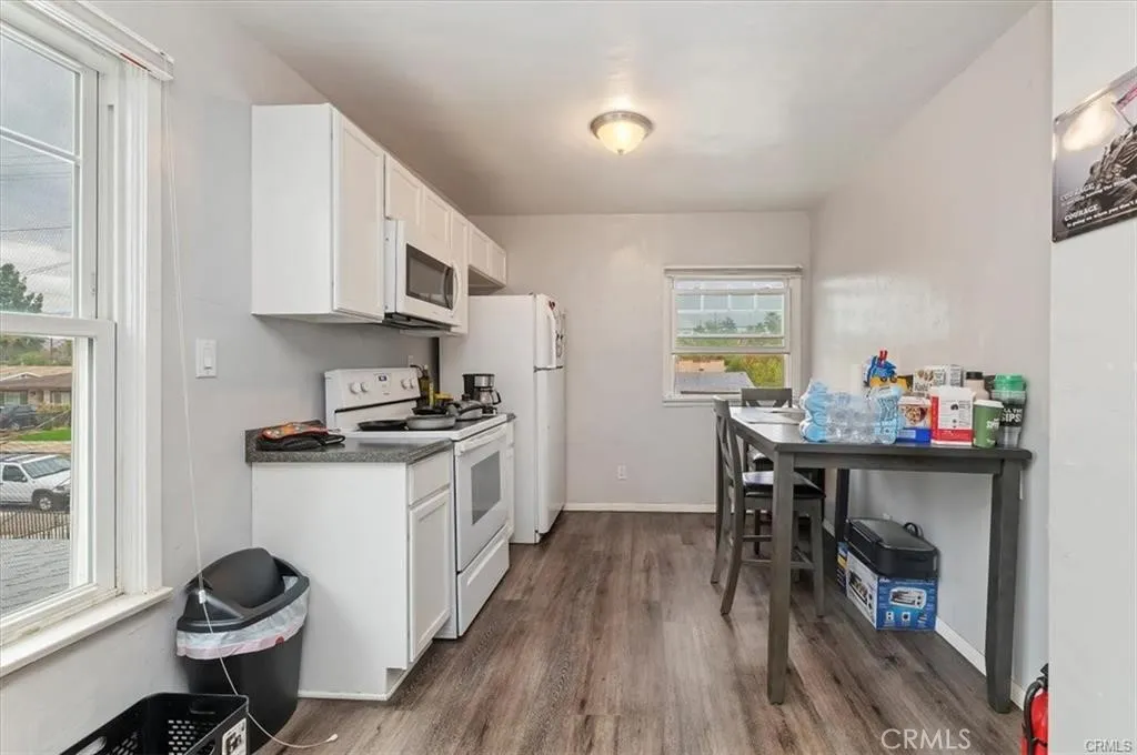 323 E Colton, Redlands, California 92374 home-pic-27