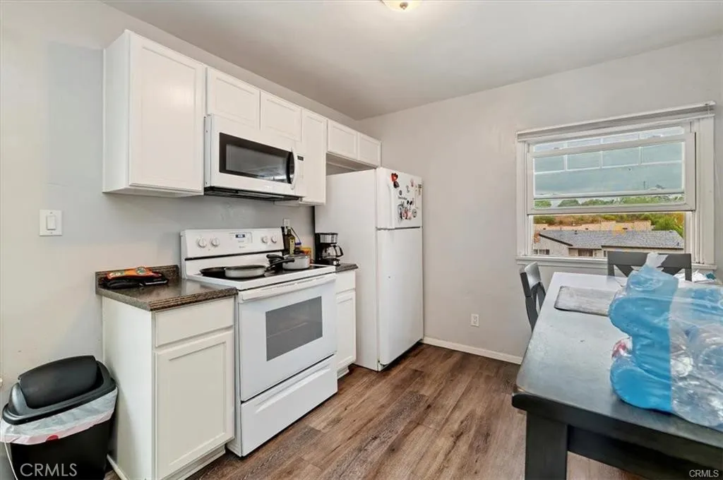 323 E Colton, Redlands, California 92374 home-pic-28