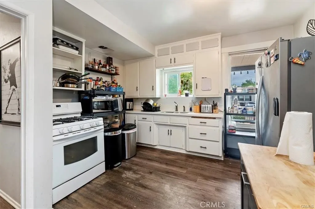 323 E Colton, Redlands, California 92374 home-pic-15