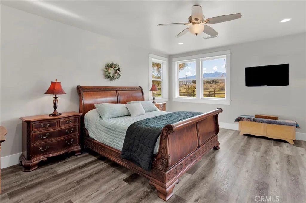 4329 Amador, Phelan, California 92371 home-pic-19