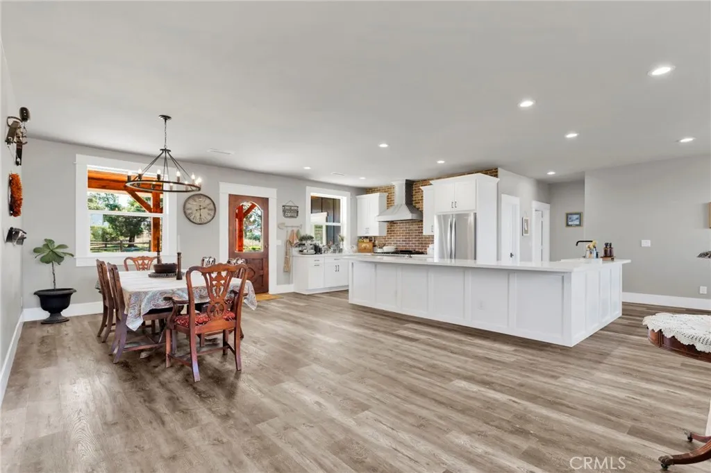 4329 Amador, Phelan, California 92371 home-pic-8