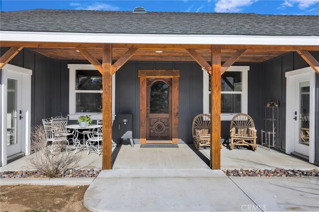 4329 Amador, Phelan, California 92371 home-pic-4