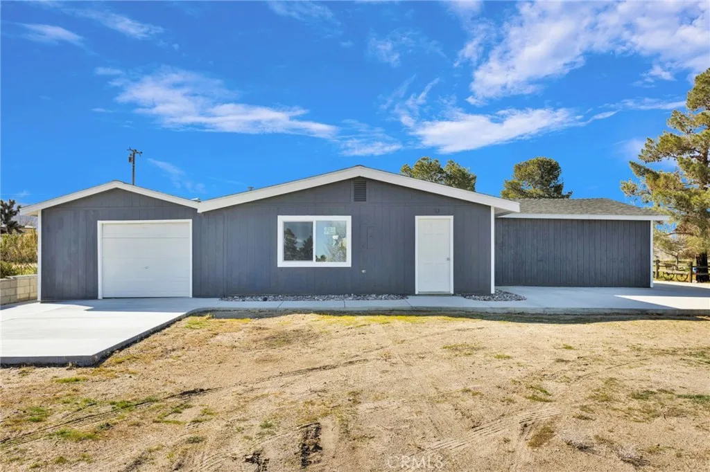 4329 Amador, Phelan, California 92371 home-pic-46