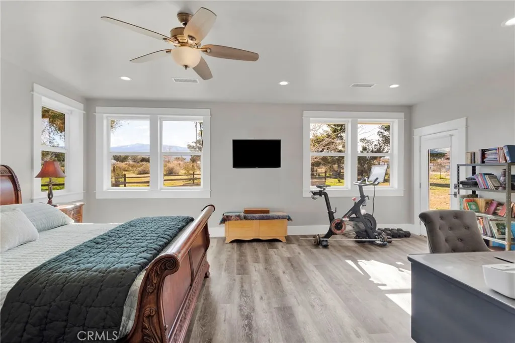 4329 Amador, Phelan, California 92371 home-pic-27