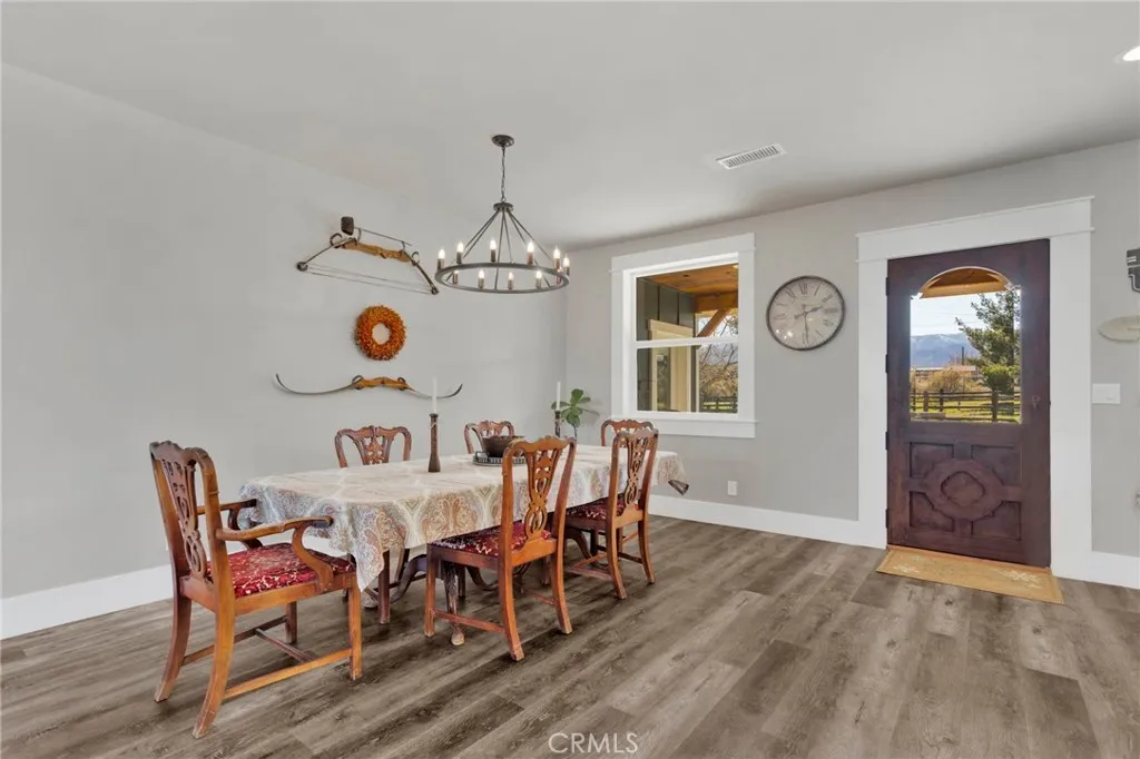4329 Amador, Phelan, California 92371 home-pic-6