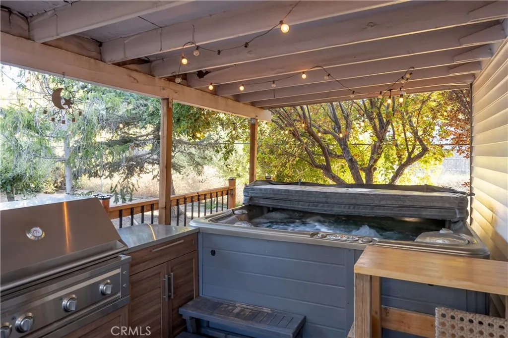 332 Grenfall Lane, Big Bear City, California 92314 home-pic-24