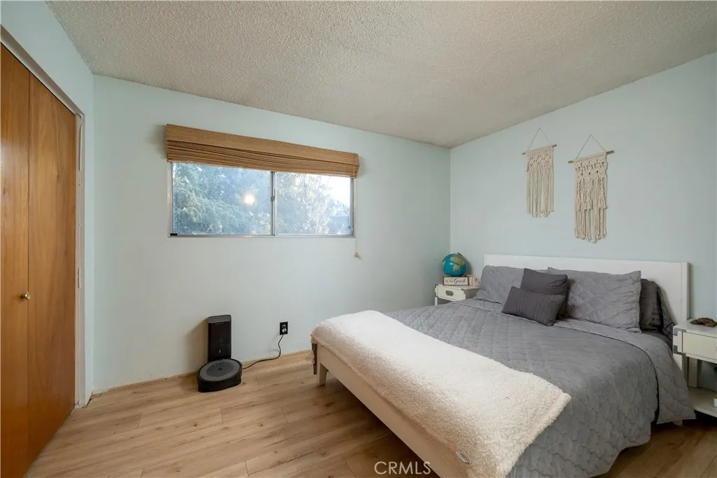 332 Grenfall Lane, Big Bear City, California 92314 home-pic-16