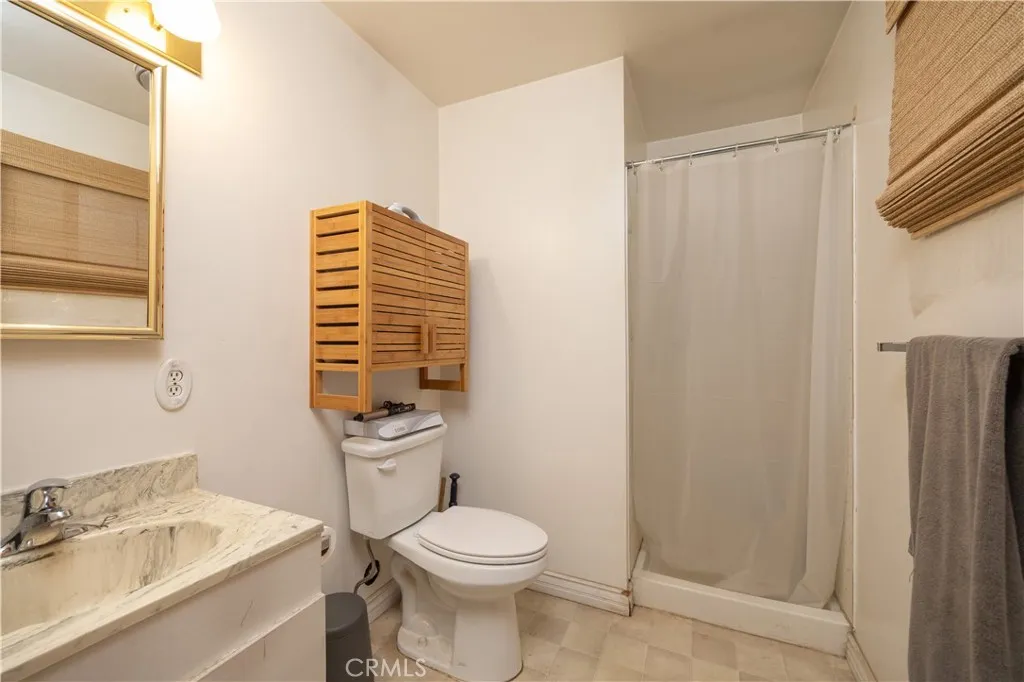 332 Grenfall Lane, Big Bear City, California 92314 home-pic-15