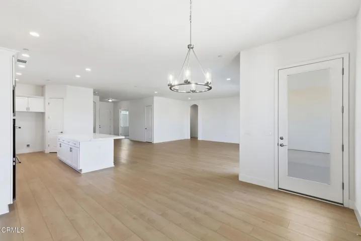 13-web-or-mls-13620-philip-phelps-ave