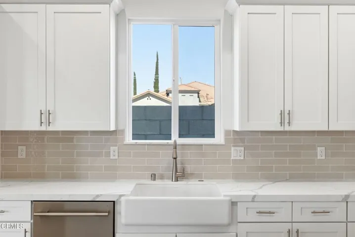15-web-or-mls-13620-philip-phelps-ave