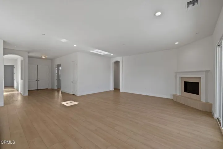 12-web-or-mls-13620-philip-phelps-ave