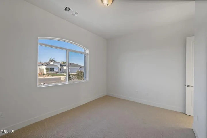 36-web-or-mls-13620-philip-phelps-ave
