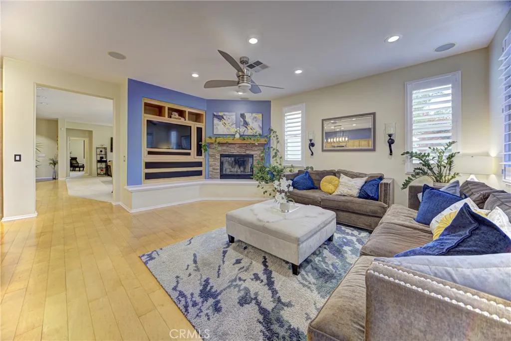 32185 Bandelier, Winchester, California 92596 home-pic-12