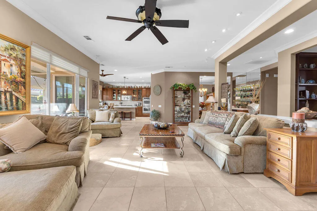 81367 Avenida Madrid, Indio, California 92203 home-pic-19