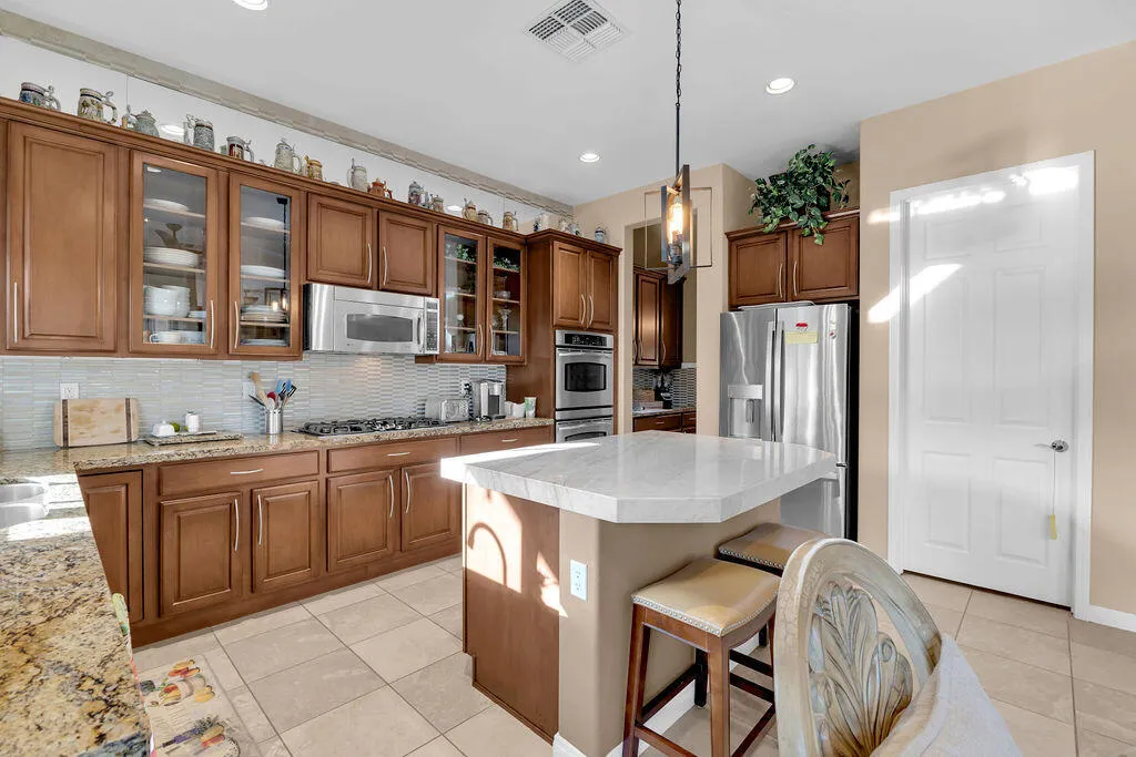 81367 Avenida Madrid, Indio, California 92203 home-pic-27