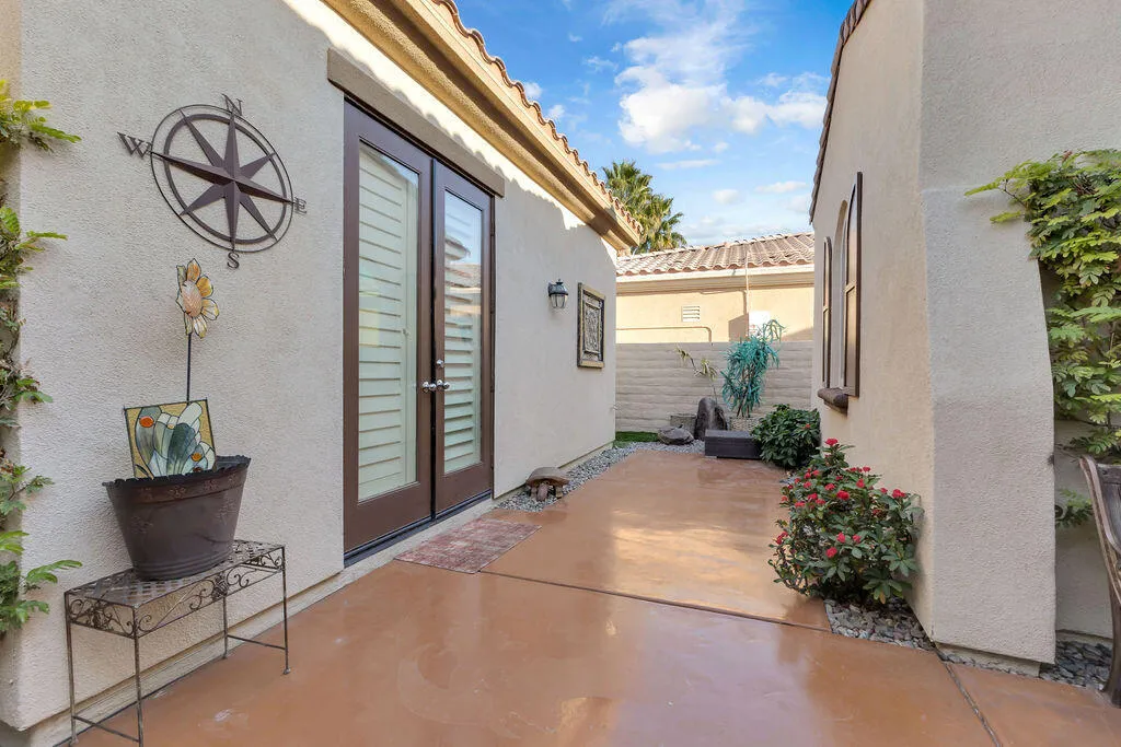 81367 Avenida Madrid, Indio, California 92203 home-pic-6