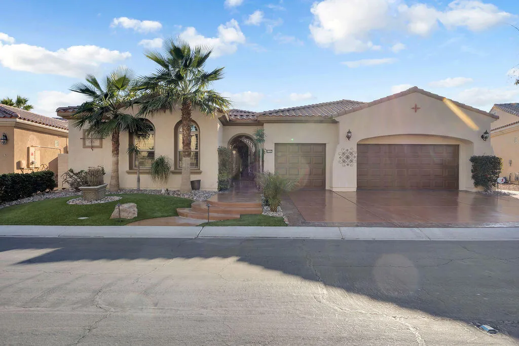 81367 Avenida Madrid, Indio, California 92203 home-pic-2