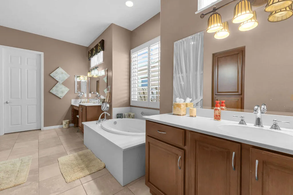 81367 Avenida Madrid, Indio, California 92203 home-pic-49