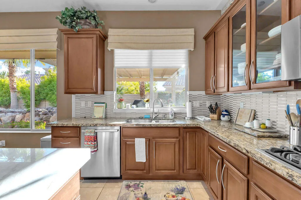 81367 Avenida Madrid, Indio, California 92203 home-pic-28