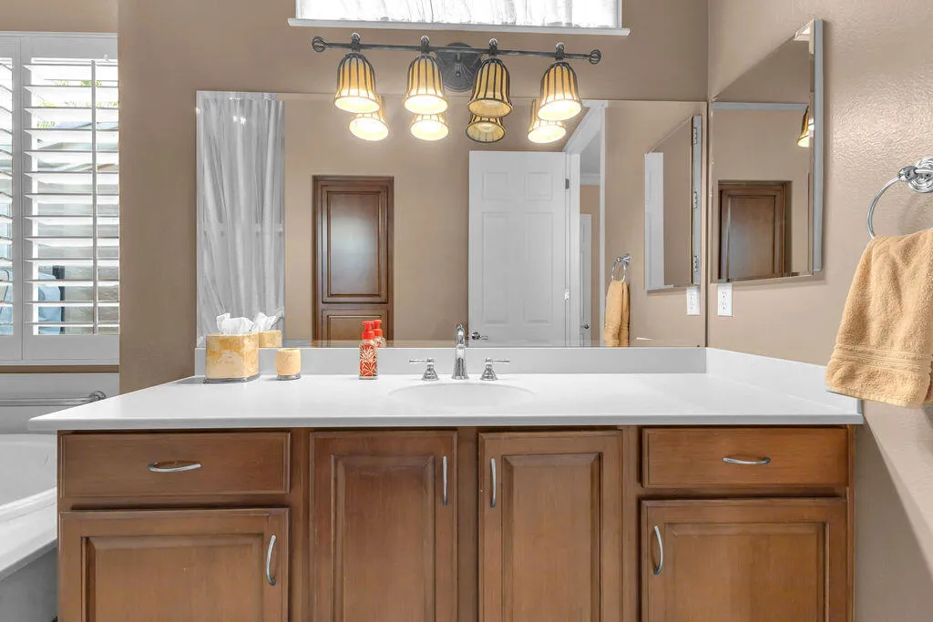 81367 Avenida Madrid, Indio, California 92203 home-pic-46