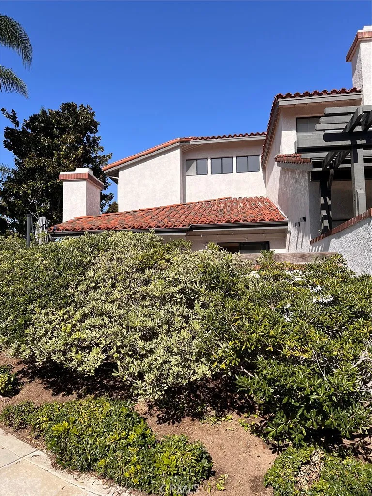 11 Cordoba Court, Manhattan Beach, California 90266 home-pic-1