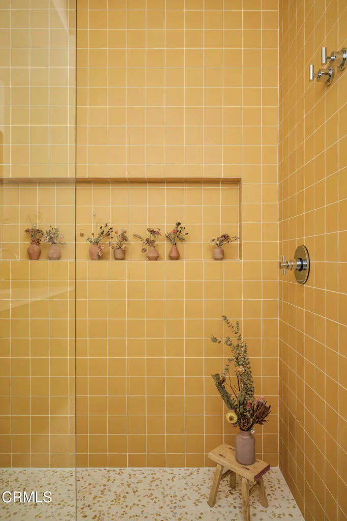 6002 Springvale Drive, Los Angeles, California 90042 home-pic-27