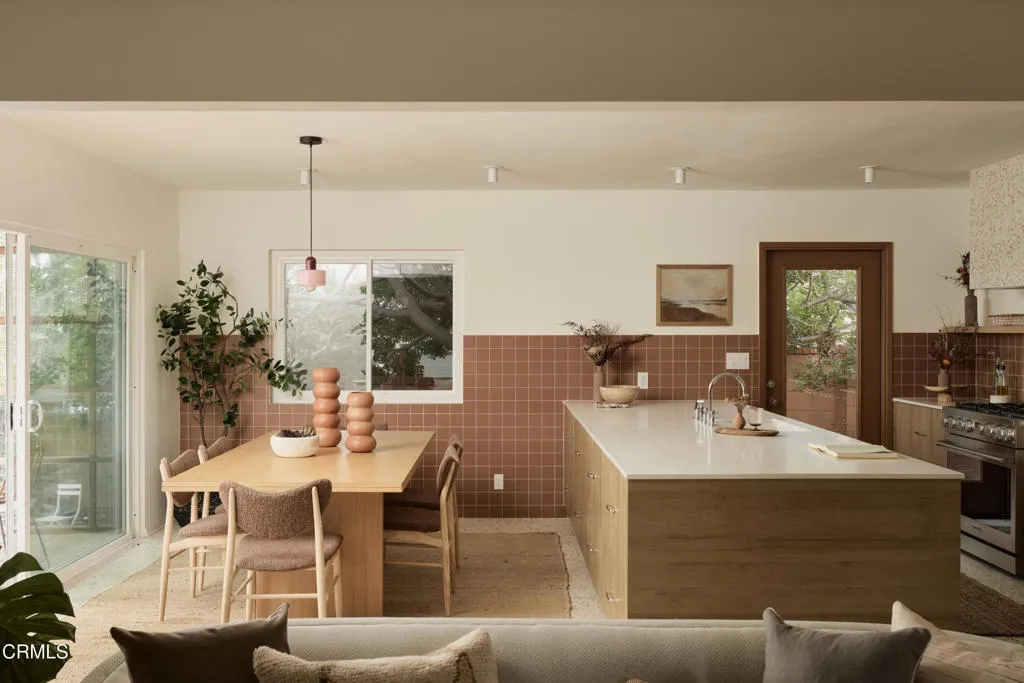 6002 Springvale Drive, Los Angeles, California 90042 home-pic-6