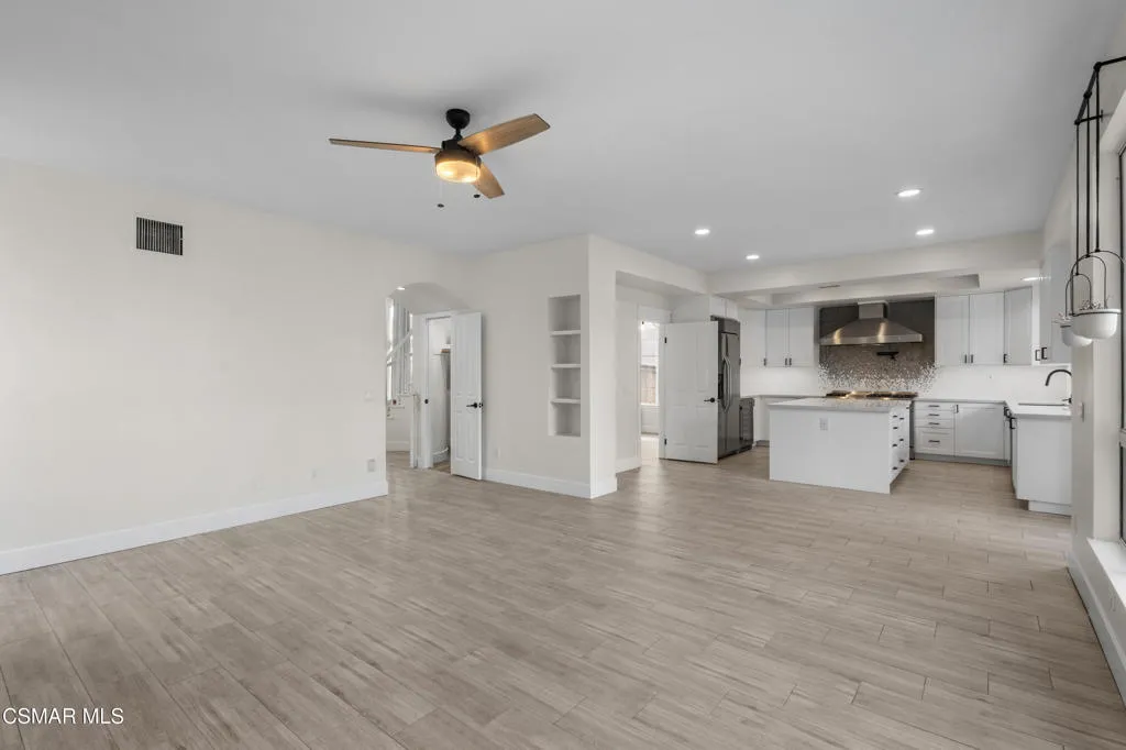1721 Blossom Court, Thousand Oaks, California 91320 home-pic-17