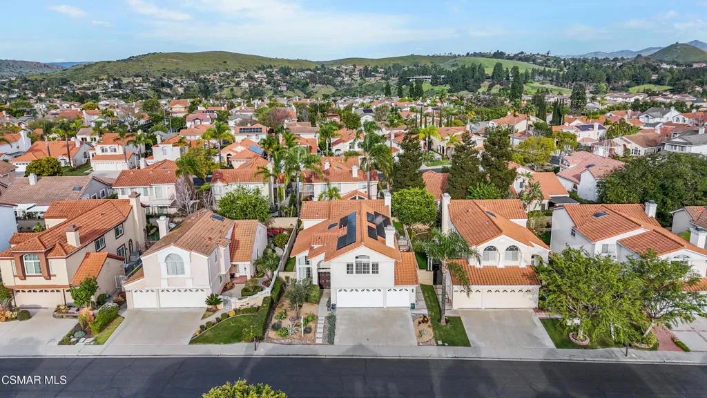 1721 Blossom Court, Thousand Oaks, California 91320 home-pic-2