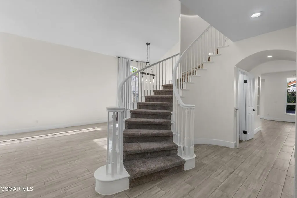 1721 Blossom Court, Thousand Oaks, California 91320 home-pic-23