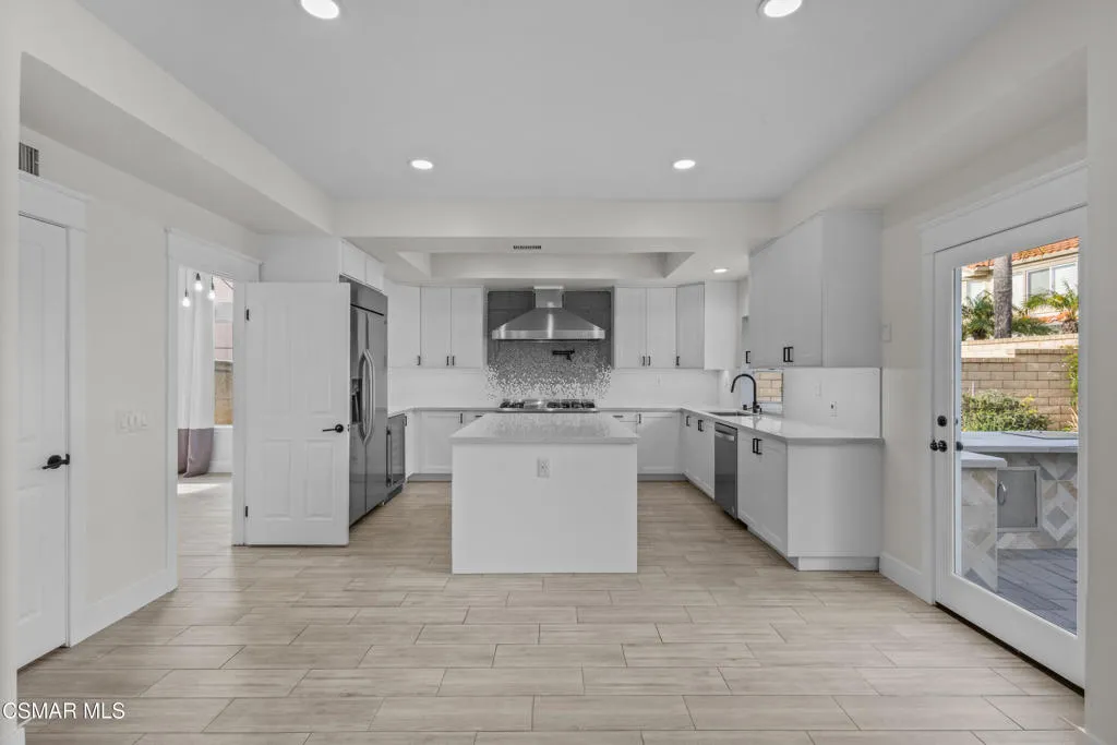 1721 Blossom Court, Thousand Oaks, California 91320 home-pic-9
