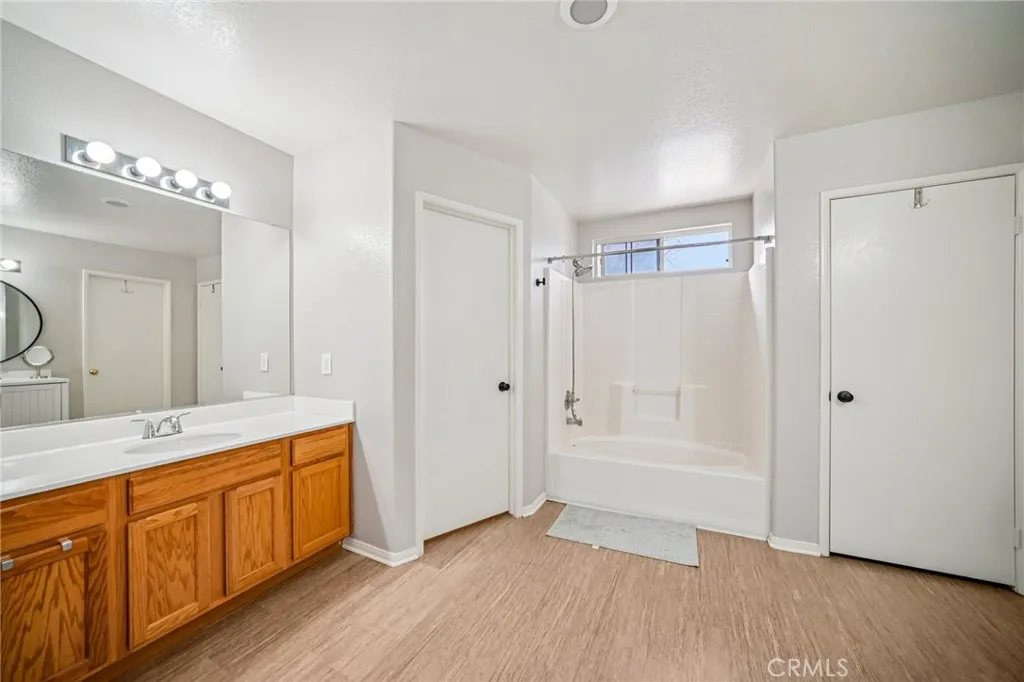45614 Barham, Lancaster, California 93534 home-pic-17