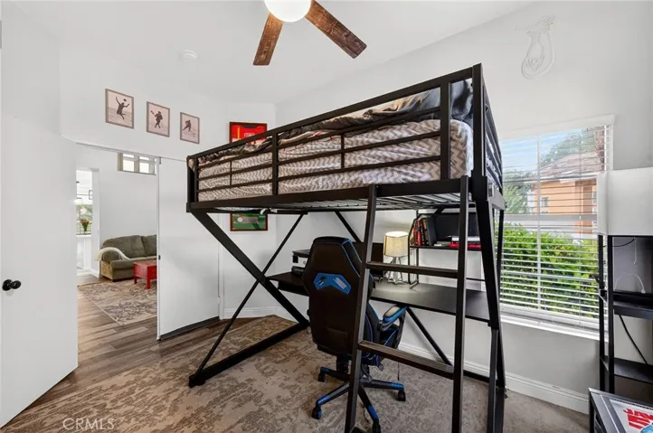 Den or potential 3rd bedroom