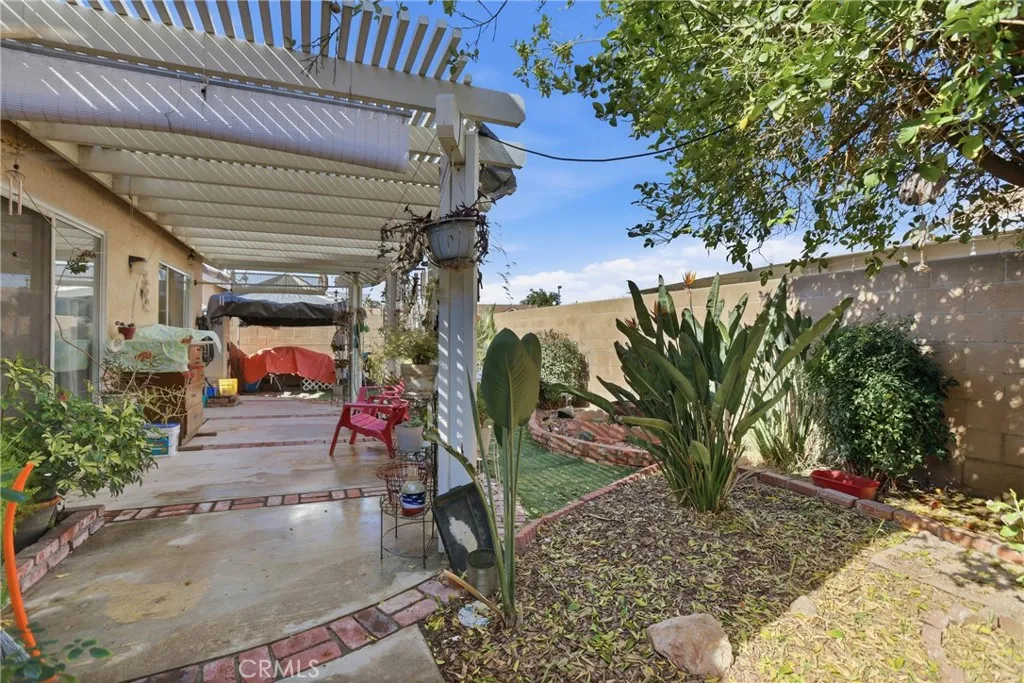 2330 Juneberry, Hemet, California 92545 home-pic-23