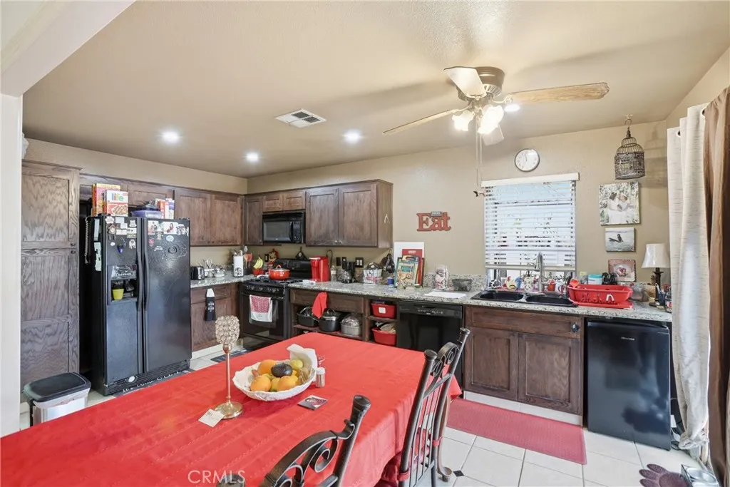 2330 Juneberry, Hemet, California 92545 home-pic-10