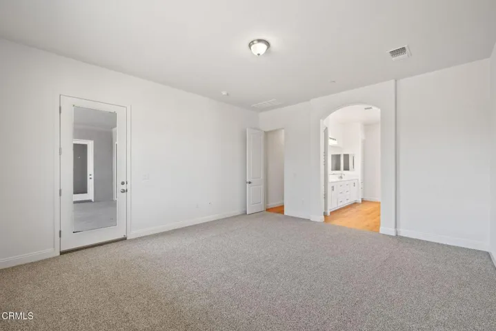28-web-or-mls-8814-roverton-ct
