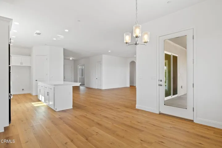 18-web-or-mls-8814-roverton-ct